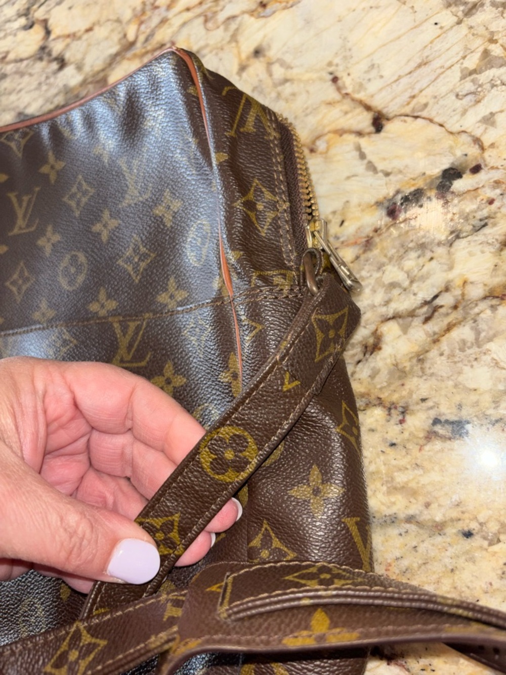 Louis Vuitton Brown Monogram Canvas Messenger Bag - Picture 4 of 11